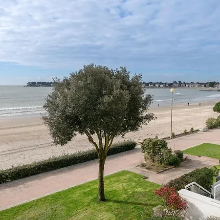 Appartement Magnifique Vue Mer En Bord De Plage!